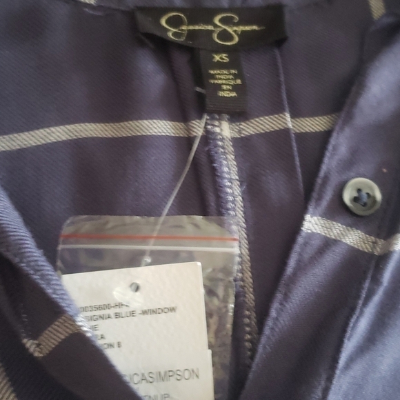 NEW! JESSICA SIMPSON Plaid Buttondown Blouse Small. - Picture 6 of 7